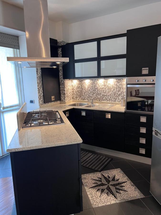 Casa Vacanze Attico Sul Lago Di Lecco, A Due Passi Dal Centro Con Posto Auto Extérieur photo