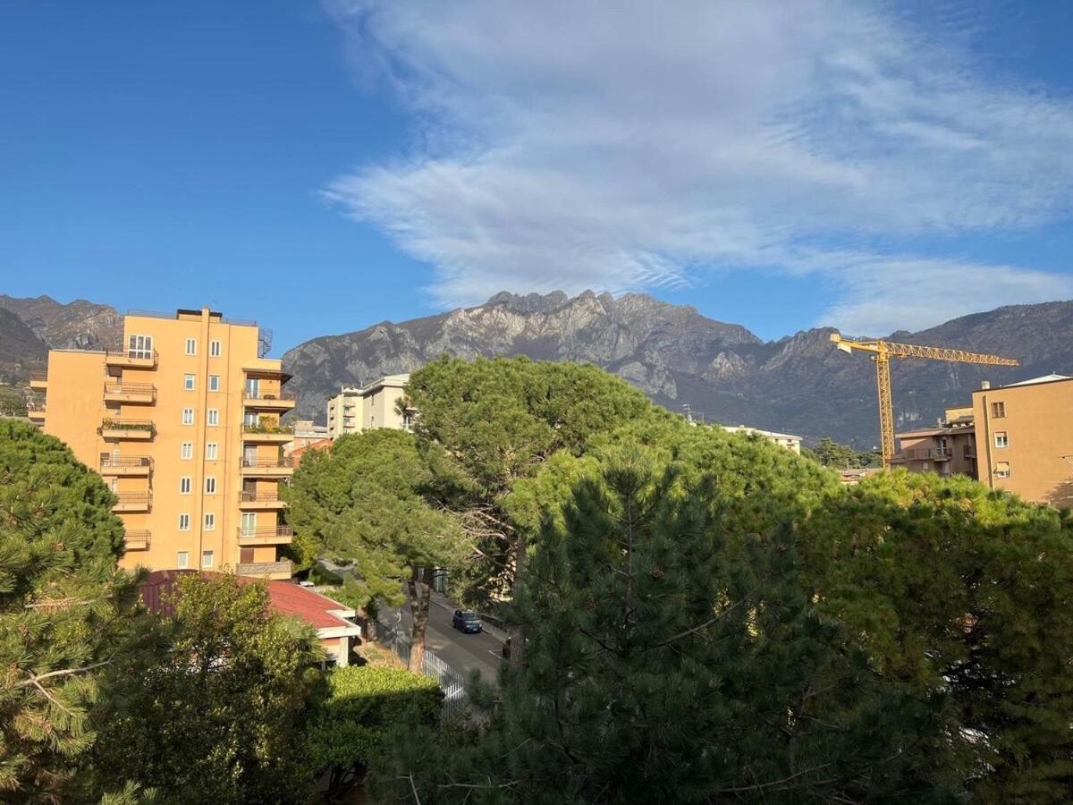 Casa Vacanze Attico Sul Lago Di Lecco, A Due Passi Dal Centro Con Posto Auto Extérieur photo